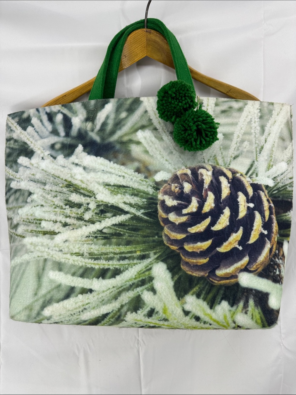 Punctuate Large Felted Structured Pine Pinecone Winter Tote Bag